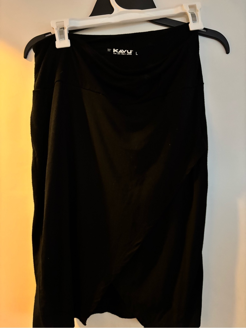 Kavu Black Midi Skirt with Simple Silhouette